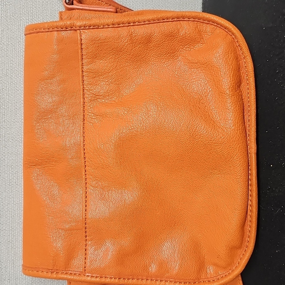 MICHAEL KORS ORANGE BUCKLE FLAP SHOULDER BAG BFPM-03-044 - Picture 4 of 8